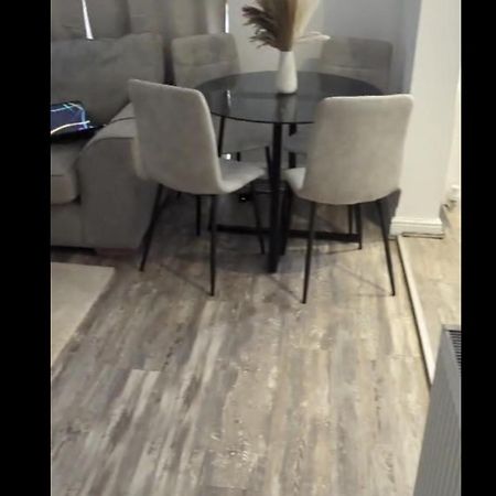 Lovely 5Br Home In Manchester. Close To The City 外观 照片