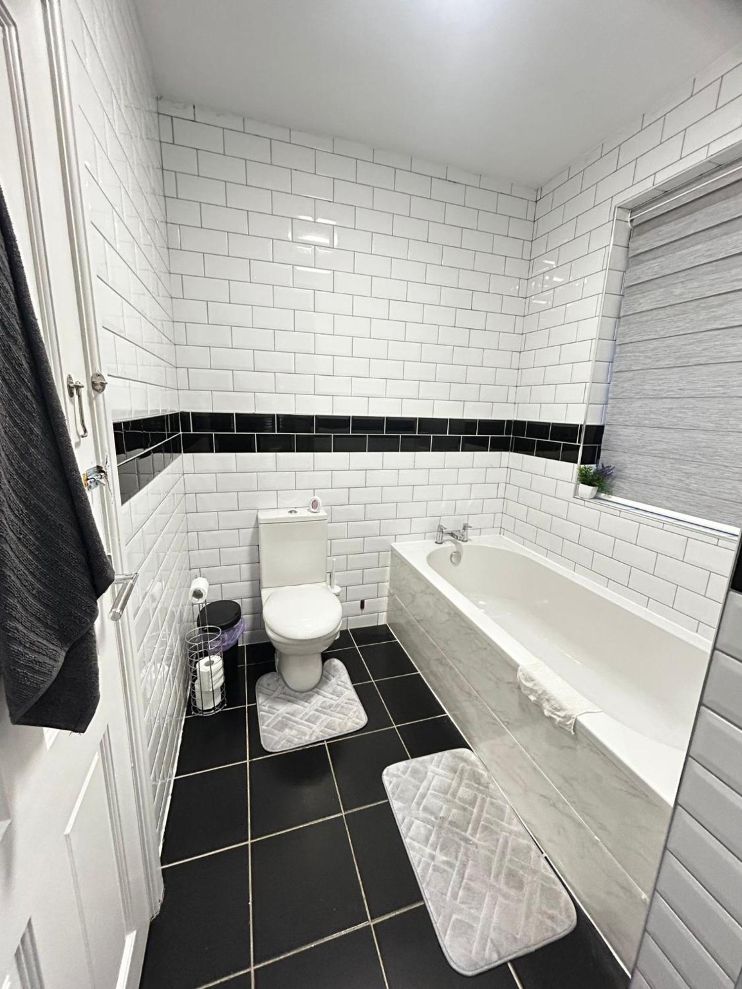 Lovely 5Br Home In Manchester. Close To The City 外观 照片