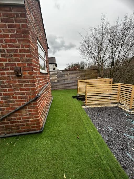 Lovely 5Br Home In Manchester. Close To The City 外观 照片